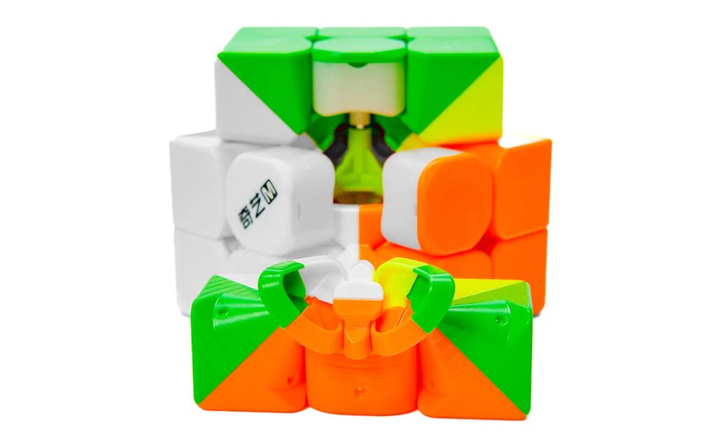 QiYi Warrior M 3x3 (Magnetic, UV Coated) - Image 4